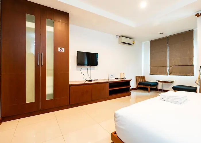 Yon Sukhumvit Soi 4 Bts Nana Bangkok
