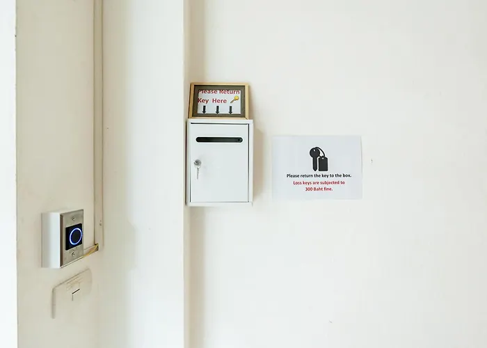 Apartment Yon Sukhumvit Soi 4 Bts Nana