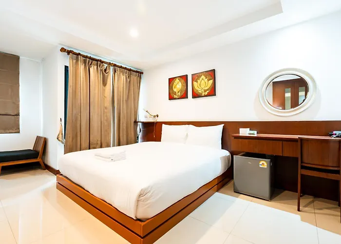 Yon Sukhumvit Soi 4 Bts Nana Apartment *